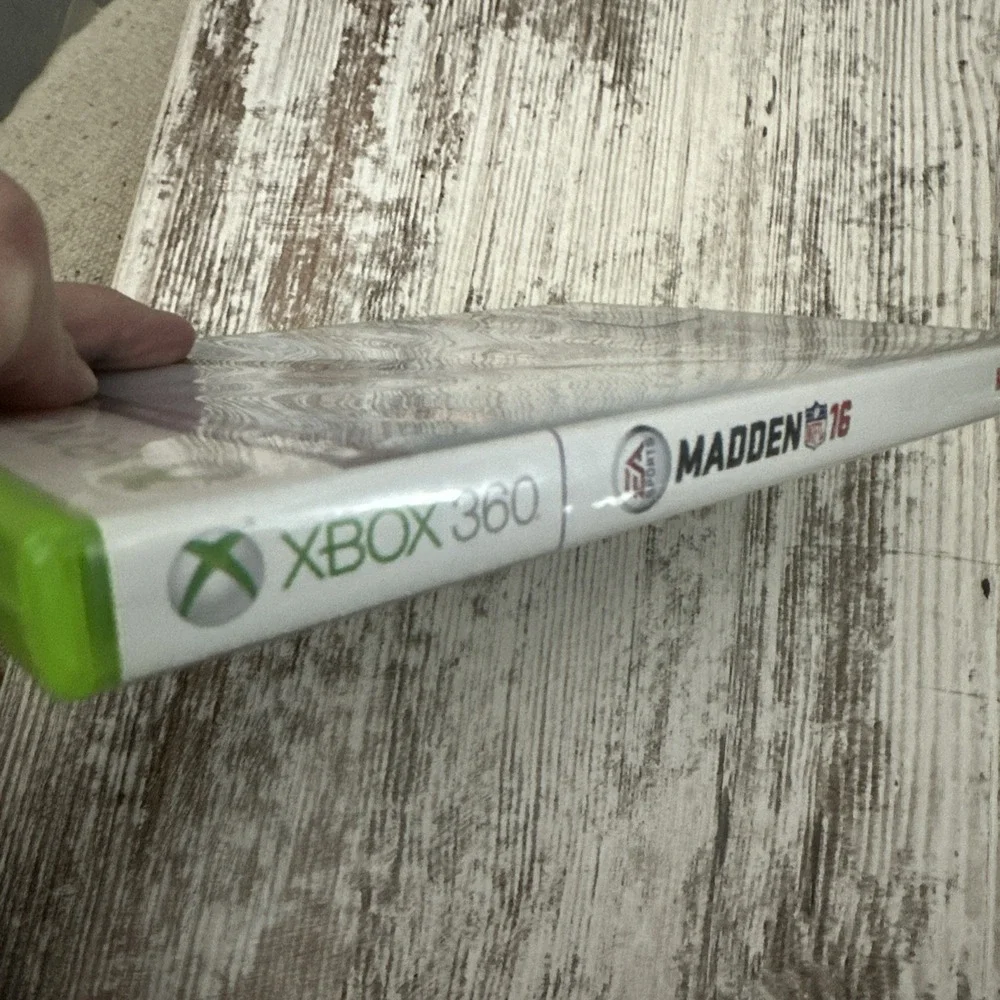 Madden NFL 15 (Microsoft Xbox 360, 2014) No Manual